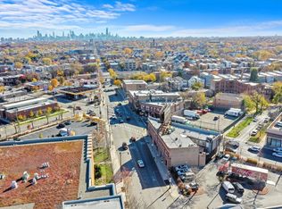 3906 W Belmont Ave APT 4, Chicago, IL 60618