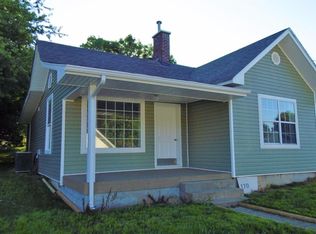 170 Cleveland Ave, Versailles, KY 40383