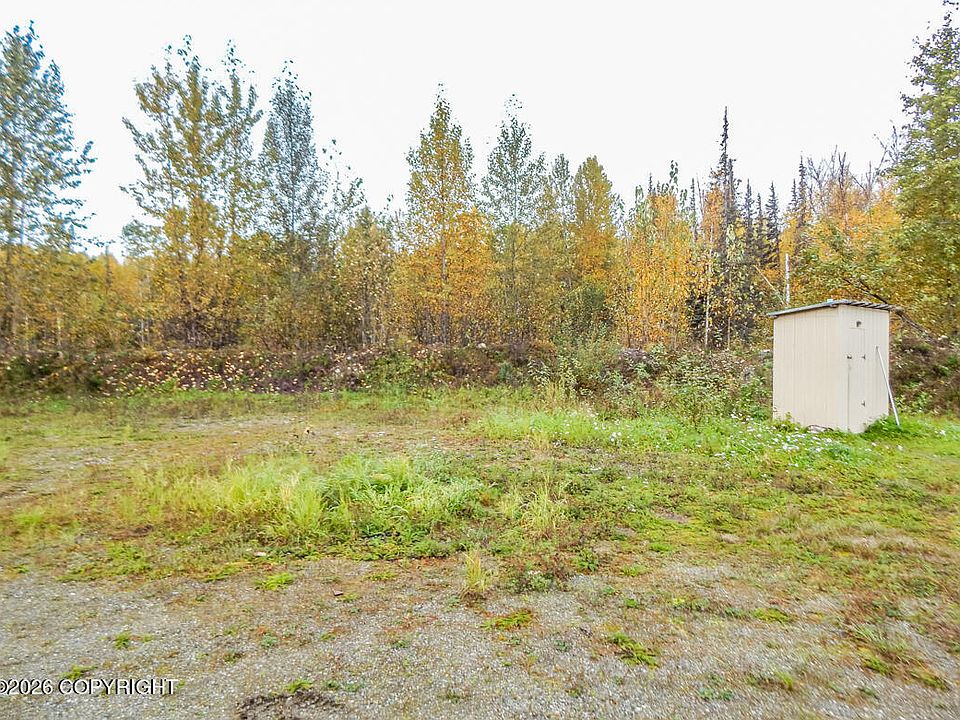 2nd image of 22899 W Lynne Lake Rd