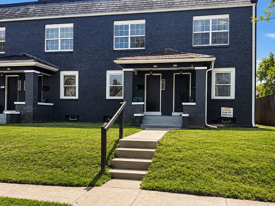 1st image of 623 E Gates St #623