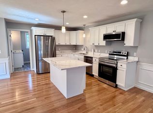 112 Apricot St, Worcester, MA 01603