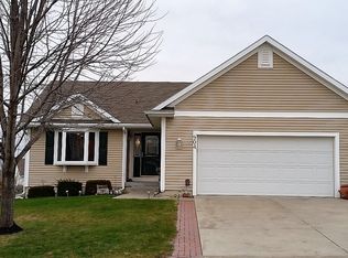 904 NE 41st St, Ankeny, IA 50021