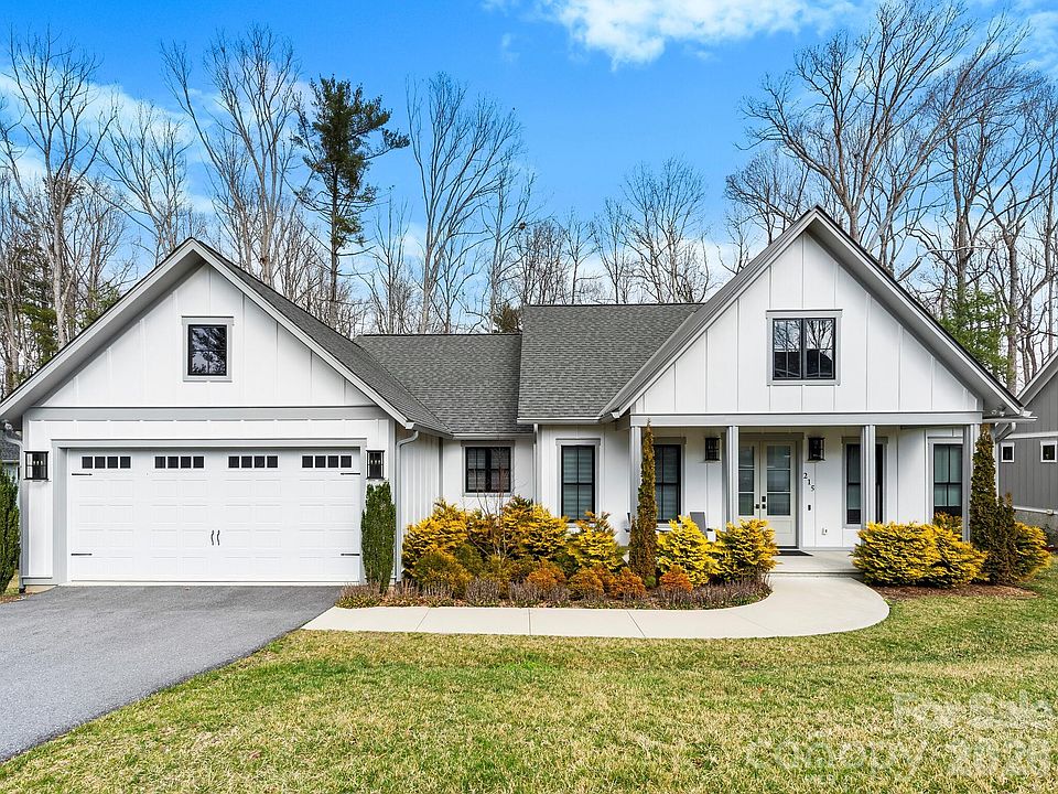 1st image of 215 Lindsey Farm Dr