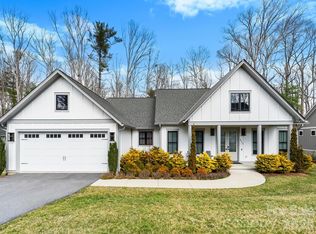 215 Lindsey Farm Dr #9, Flat Rock, NC 28731