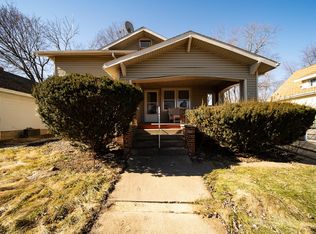 915 S Ottawa Ave, Dixon, IL 61021