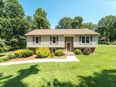 5251 Shaddowfax Dr, Kernersville, NC, 27284