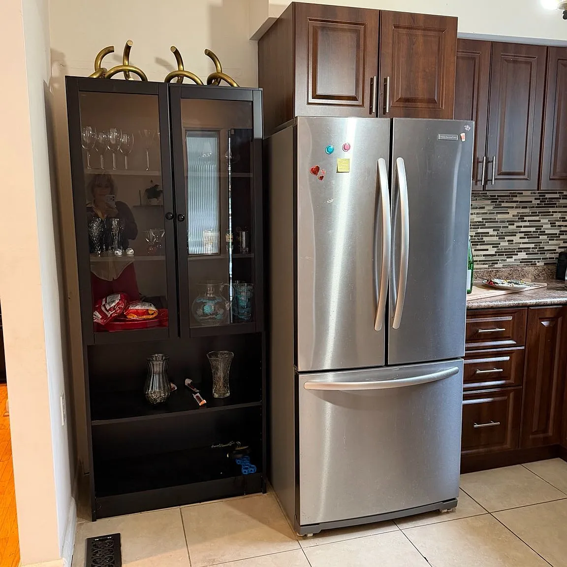 3 bed, $2,350 — Photo 2