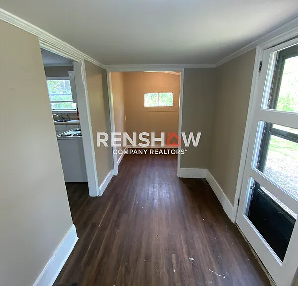 812 Tucker St — Photo 7