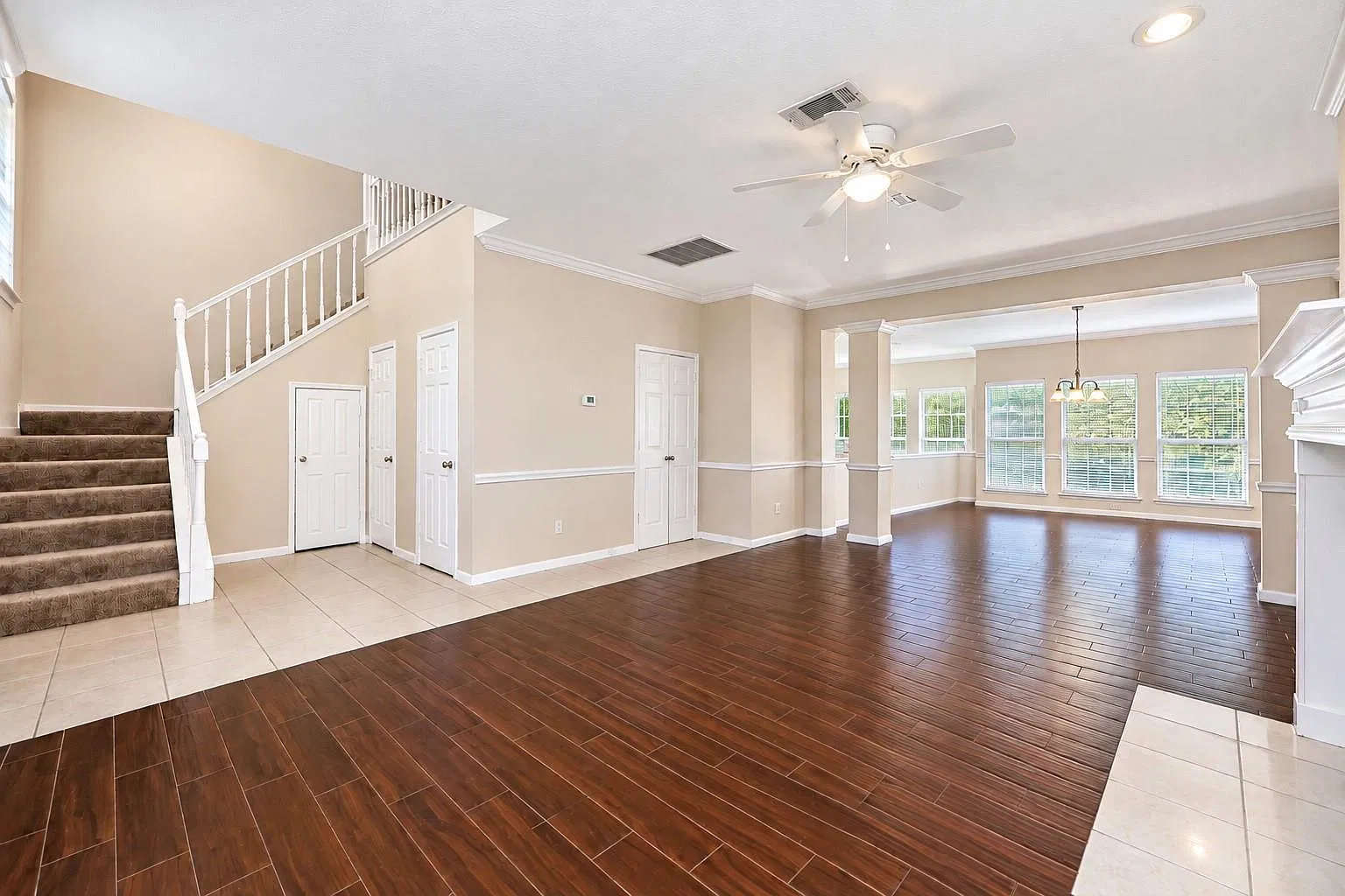 3 bed, 2.5 bath, 2115 sqft, $2,000 — Photo 4
