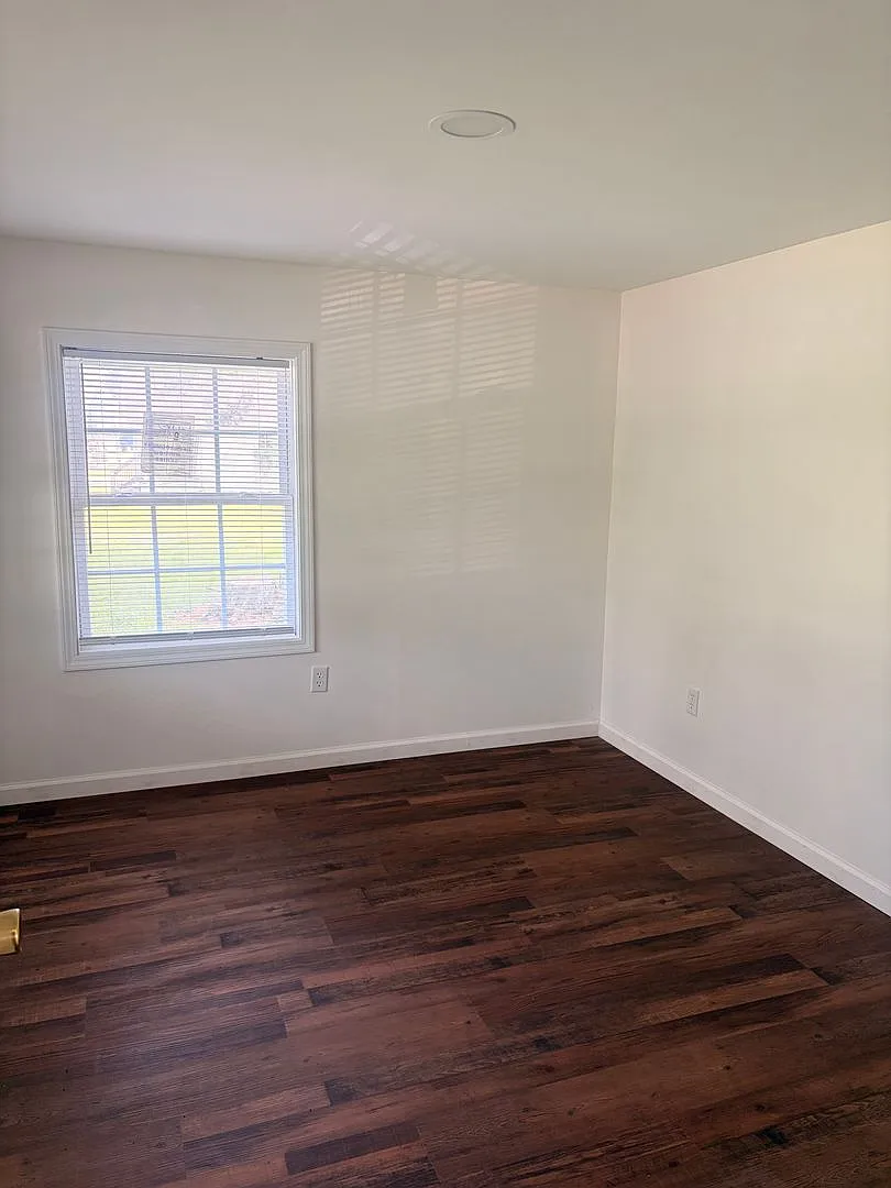 707 N Sycamore Street — Photo 2