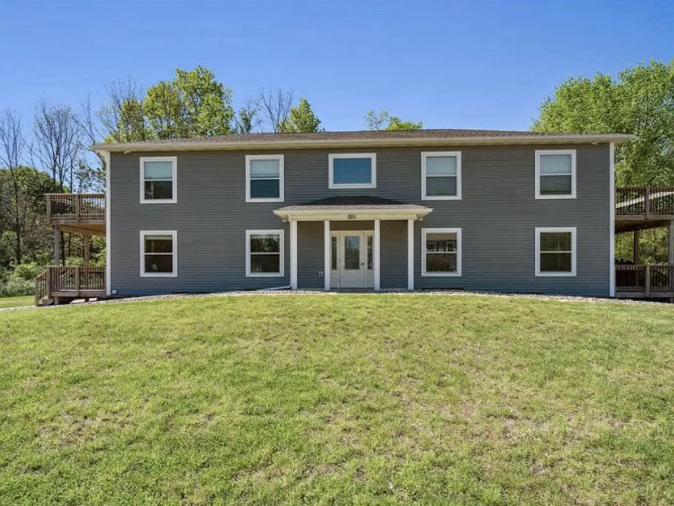 209 Morningside Dr