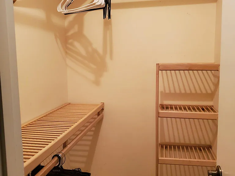walk-in closet