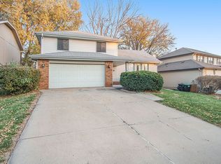 1811 S 155th Ave, Omaha, NE 68144