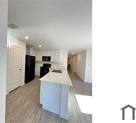 1528 Van Gogh Dr #1 — Photo 2
