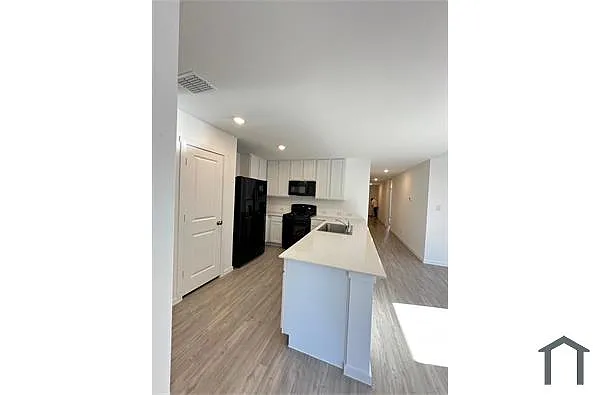 Building Photo - 1528 Van Gogh Dr #1