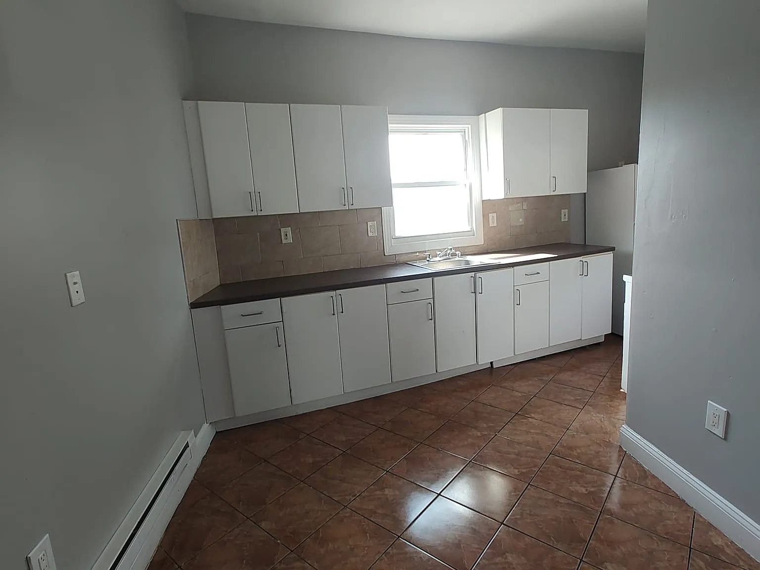 2 bed, $1,800 — Photo 4