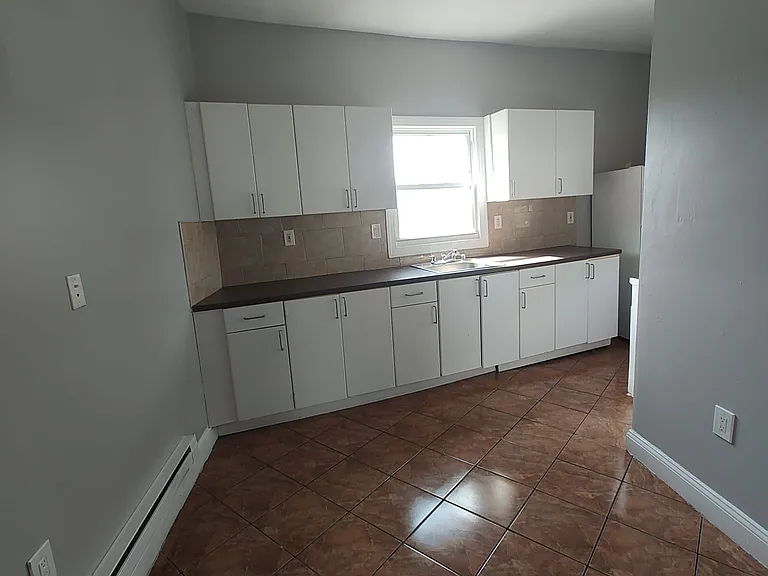 401 River St #2 — Photo 4