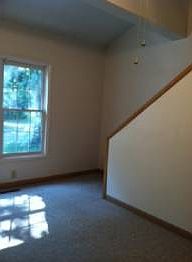 2nd image of 607 S Cottage Grove Ave