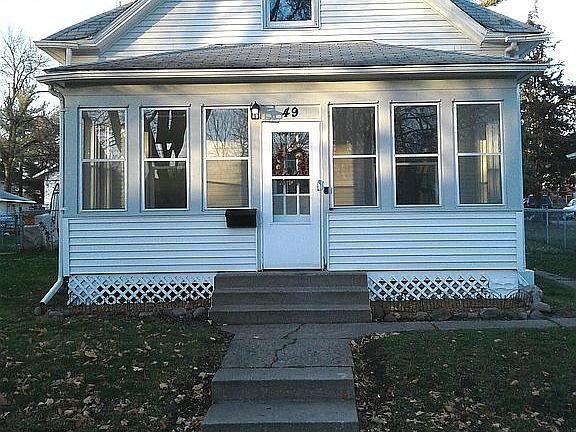 2nd image of 49 Magnolia Ave W