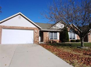 7725 Baxter Dr, Belleville, IL 62223
