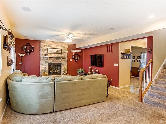 4th image of 3484 Berrywood Dr