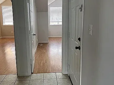Outlook Ave — Photo 4