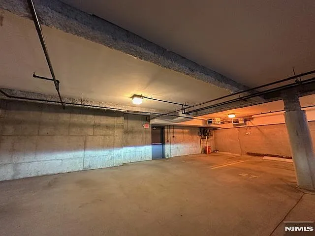 255 Laird Ave #6 — Photo 28