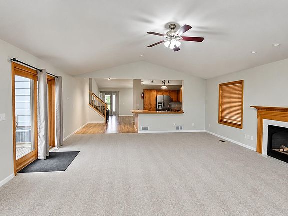 5th image of 1657 148th Ln NW