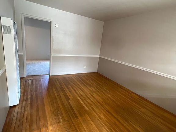 4th image of 2323 H St #11A