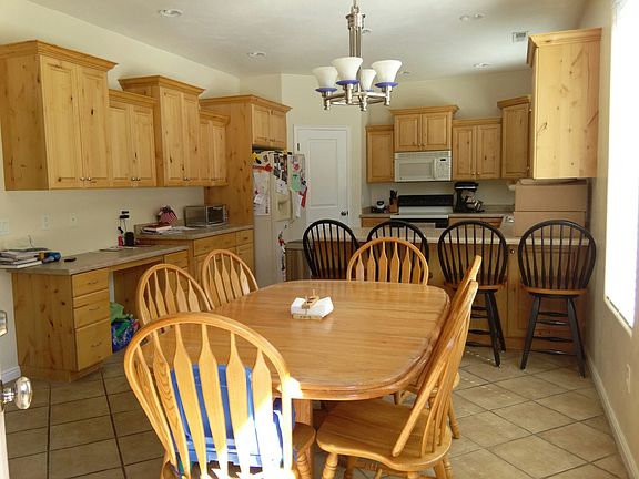 kitchen/dinning