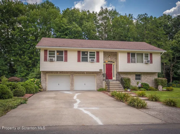 456 Willowbrook Rd, Clarks Summit, PA 18411