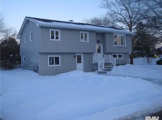 418 Commack Rd, Commack, NY 11725