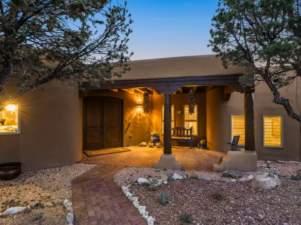 4 Vista Del Mundo, Santa Fe, NM 87506