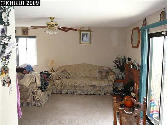 4th image of 4020 Rocky Point Dr