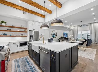 513 Memorial Heights Dr, Houston, TX 77007