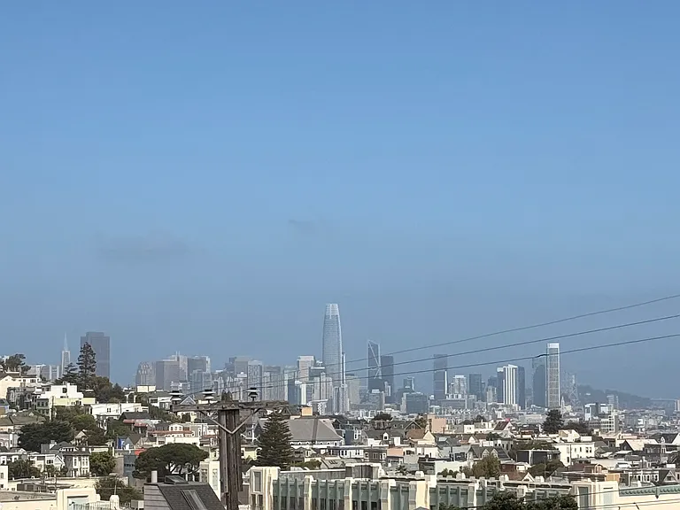 1714 Castro St — Photo 21