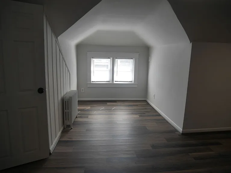 1207EA — Photo 8