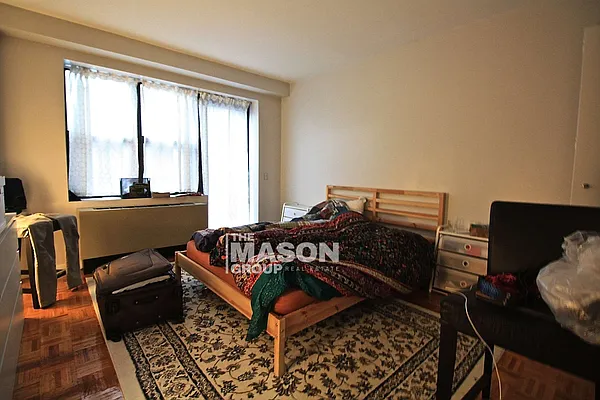 Rented by Mason Group LLC | media 10