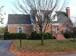 660 Clover Dr, Frankfort, KY 40601