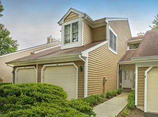 43 Cambridge Rd, Bedminster, NJ 07921