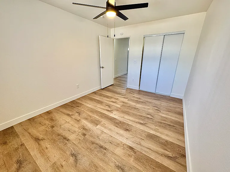 6714 Troost Ave #O — Photo 15