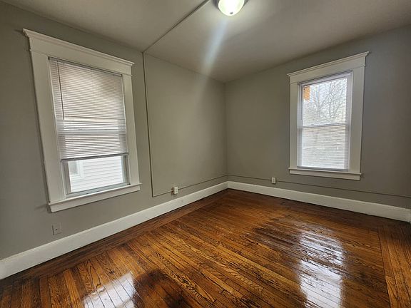 5th image of 121 Greenwood St #22