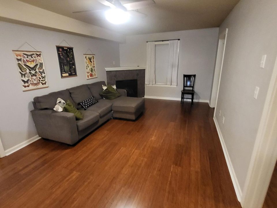 LR looking toward private rear entrance; door to BR2 is on left