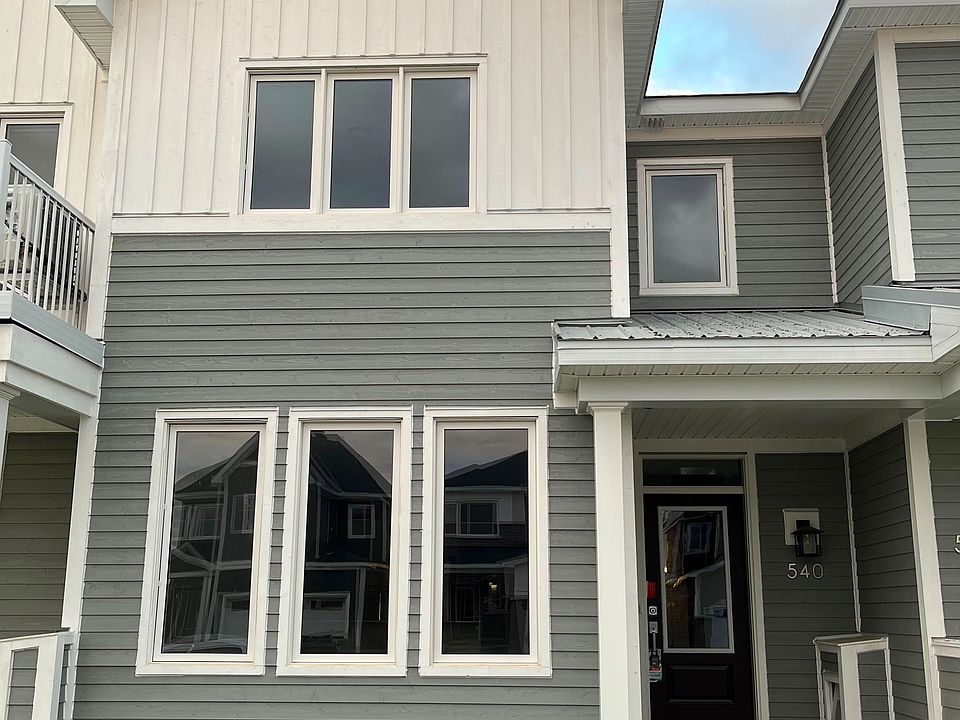 1st image of 540 Oldenburg Ave