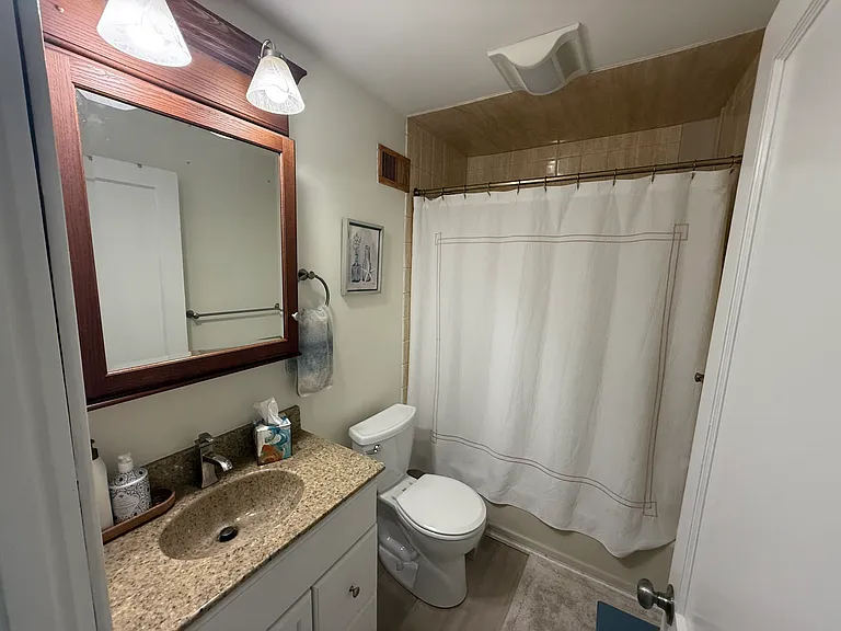 121 Holloway Rd — Photo 7