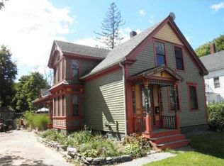 38 Pine St FLOOR 1, Taunton, MA 02780