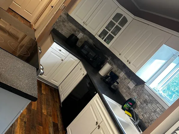 108 Canaan St, Carbondale, PA 18407