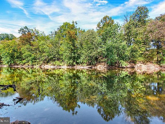 15th image of this home