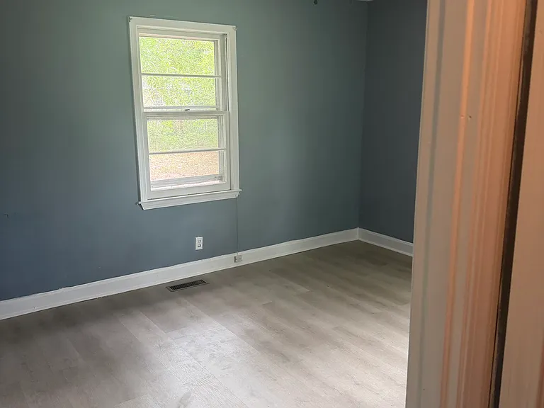 259 Kinsey Dr — Photo 4