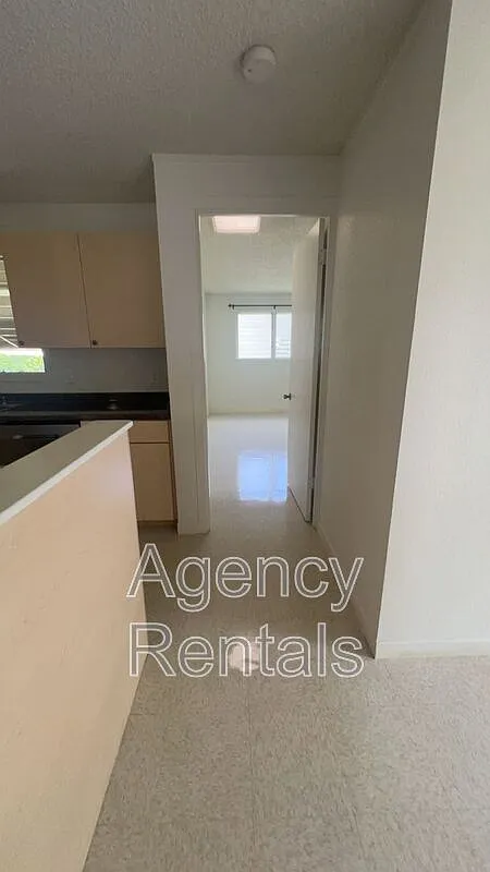 3 bed, 2.0 bath, 1780 sqft, $4,500 — Photo 3